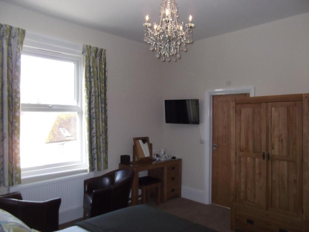 Pebble Beach B&B Eastbourne Room photo