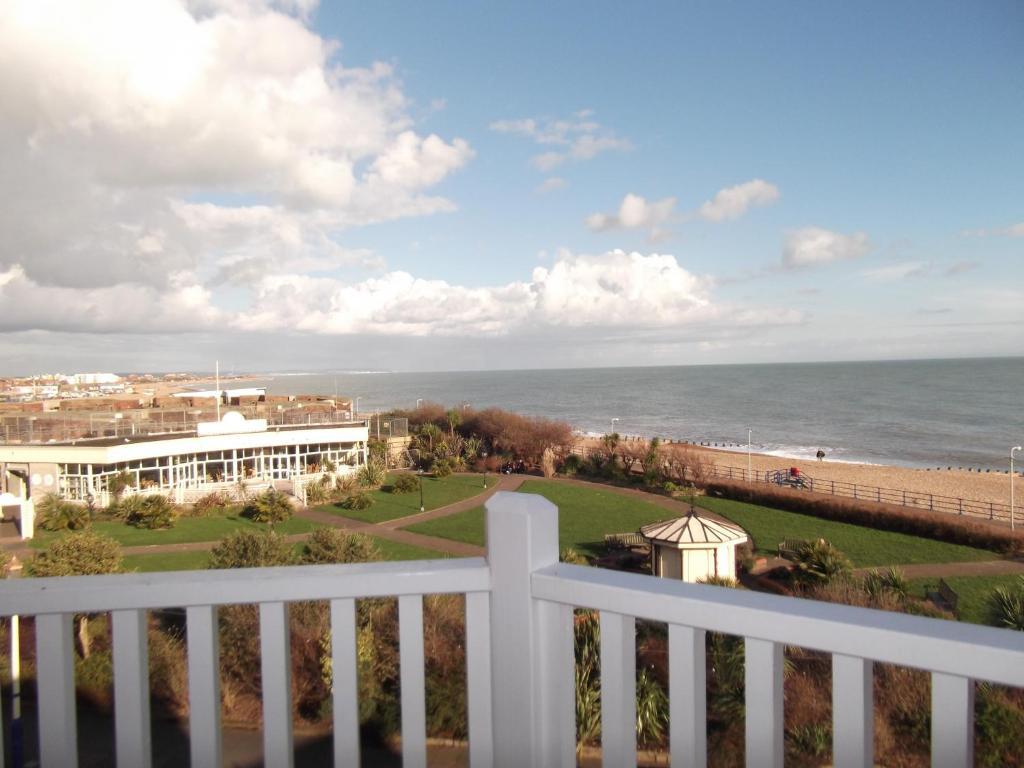 Pebble Beach B&B Eastbourne Room photo