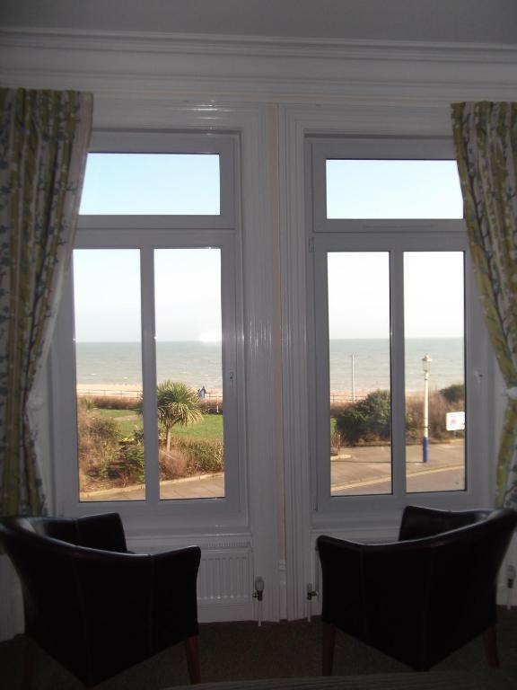 Pebble Beach B&B Eastbourne Room photo